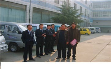 襄垣尹老板與鄭州超前漆共創(chuàng)輝煌！