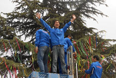 鄭州超前涂料歡迎您！專業(yè)真石漆生產(chǎn)廠家